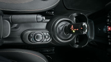 MINI Cooper 1.5 C Classic 5dr Auto Petrol Hatchback